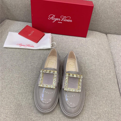 High Quality Luxury Roger Vivier Classic Loafers – Style 23636 product detail