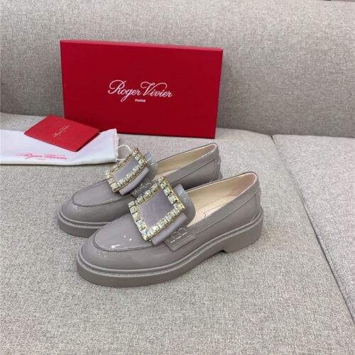 High Quality Luxury Roger Vivier Classic Loafers – Style 23636 alternate view