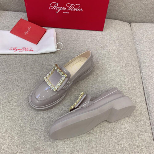 High Quality Luxury Roger Vivier Classic Loafers – Style 23636 product detail
