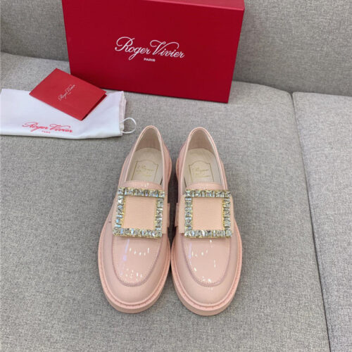 High Quality Luxury Roger Vivier Classic Loafers alternate view