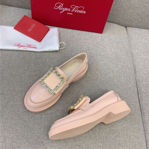 High Quality Luxury Roger Vivier Classic Loafers product detail