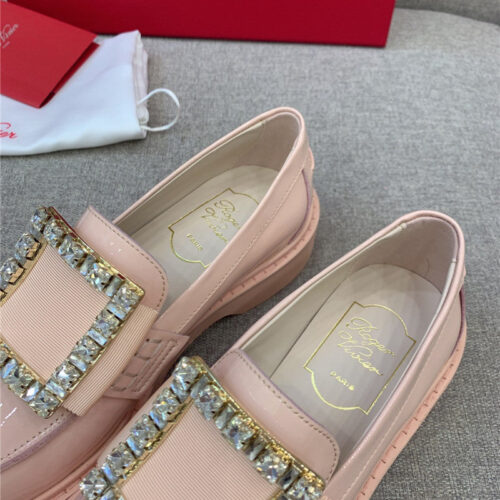 High Quality Luxury Roger Vivier Classic Loafers product detail