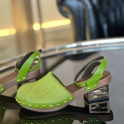 High Quality Luxury Fendi Classic Clogs product detail