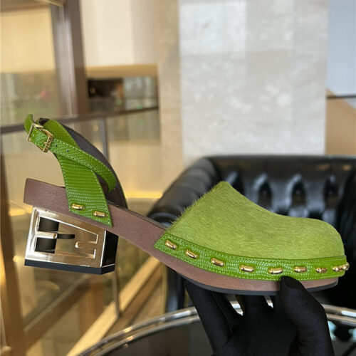 High Quality Luxury Fendi Classic Clogs product detail