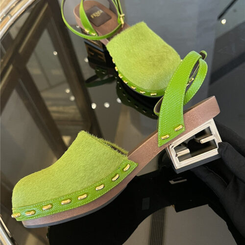 High Quality Luxury Fendi Classic Clogs product detail