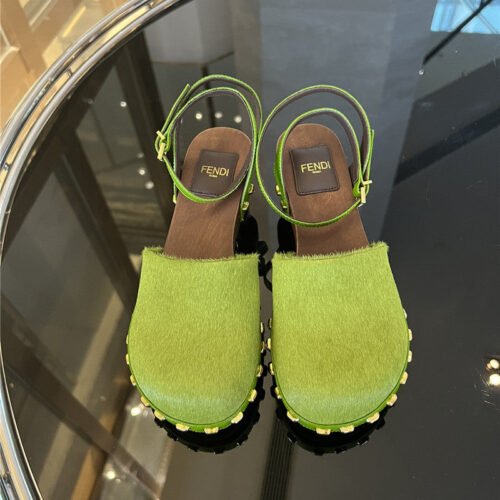 High Quality Luxury Fendi Classic Clogs product detail