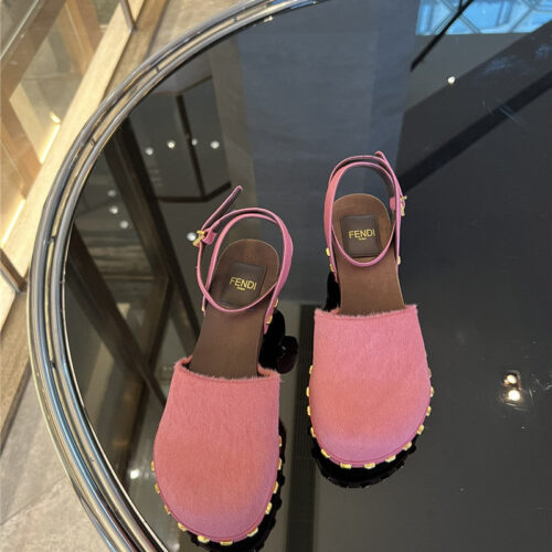 High Quality Luxury Fendi Classic Clogs – Style 46259 alternate view