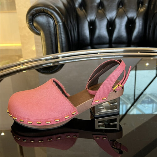 High Quality Luxury Fendi Classic Clogs – Style 46259 product detail