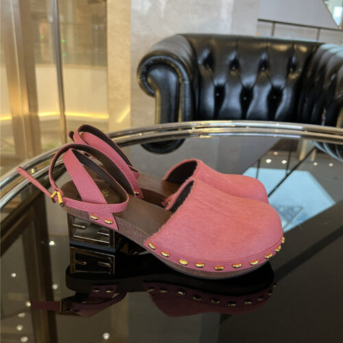High Quality Luxury Fendi Classic Clogs – Style 46259 product detail