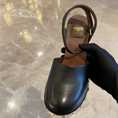 High Quality Luxury Fendi Classic Clogs – Style 36083 product detail