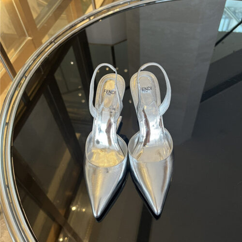 High Quality Luxury Fendi F-Shaped Three-Dimensional Heel Pumps product detail