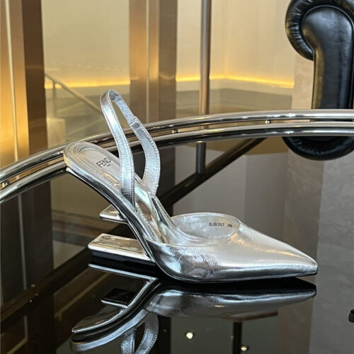 High Quality Luxury Fendi F-Shaped Three-Dimensional Heel Pumps product detail