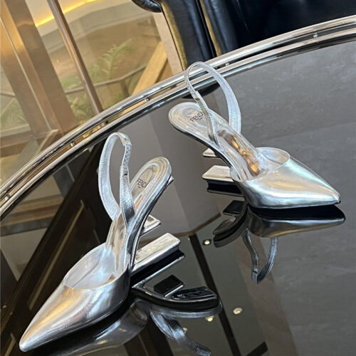 High Quality Luxury Fendi F-Shaped Three-Dimensional Heel Pumps alternate view