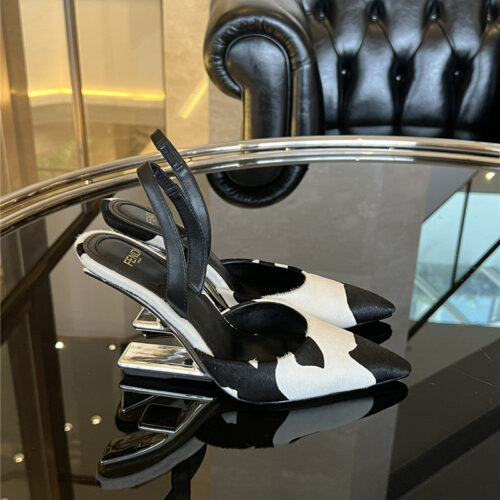 High Quality Luxury Fendi Polka Dot Horsehair Slingback Pumps product detail