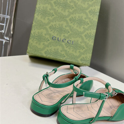 High Quality Luxury Gucci Double G Hardware Buckle Embellished Sandals – Style 07411 product detail