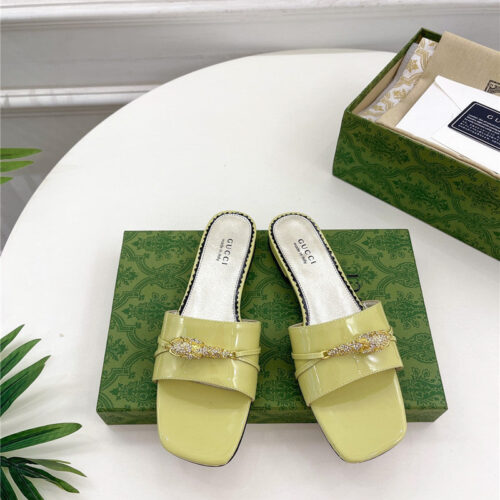 High Quality Luxury Gucci New Metal Snake Head Slippers – Style 61107 product detail