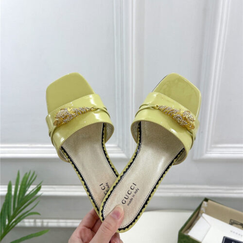 High Quality Luxury Gucci New Metal Snake Head Slippers – Style 61107 product detail
