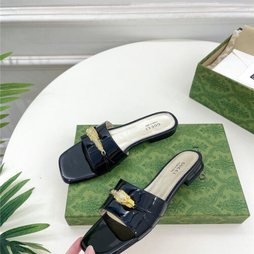 High Quality Luxury Gucci New Metal Snake Head Slippers – Style 59411 alternate view