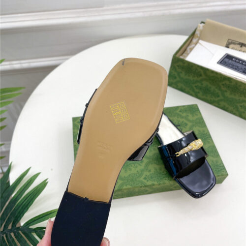 High Quality Luxury Gucci New Metal Snake Head Slippers – Style 59411 product detail