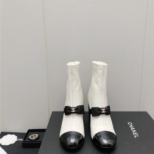 High Quality Luxury Chanel Explosion Bow Snow White Short Boots product detail