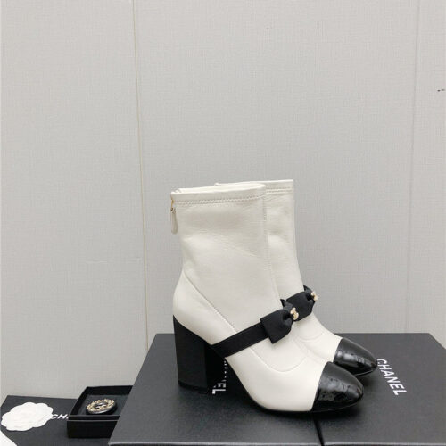 High Quality Luxury Chanel Explosion Bow Snow White Short Boots alternate view