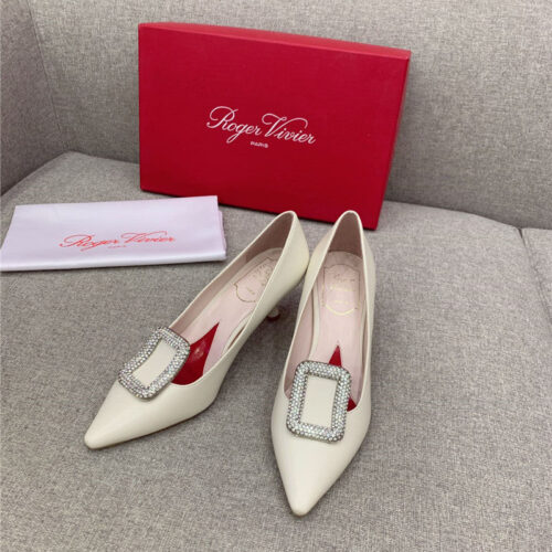 High Quality Luxury Roger Vivier Classic Diamond Buckle Silk Pumps – Style 14612 alternate view