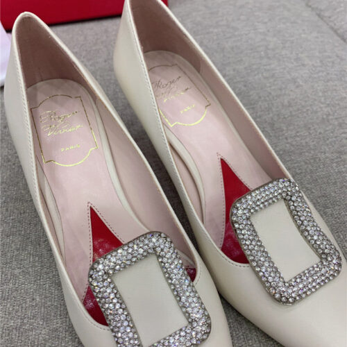 High Quality Luxury Roger Vivier Classic Diamond Buckle Silk Pumps – Style 14612 product detail