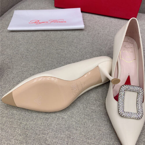 High Quality Luxury Roger Vivier Classic Diamond Buckle Silk Pumps – Style 14612 product detail