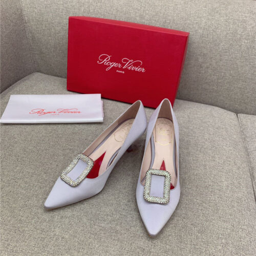 High Quality Luxury Roger Vivier Classic Diamond Buckle Silk Pumps – Style 11220 product detail