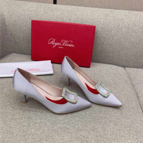 High Quality Luxury Roger Vivier Classic Diamond Buckle Silk Pumps – Style 11220 product detail