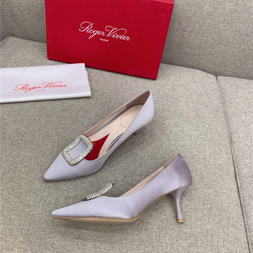 High Quality Luxury Roger Vivier Classic Diamond Buckle Silk Pumps – Style 11220 product detail