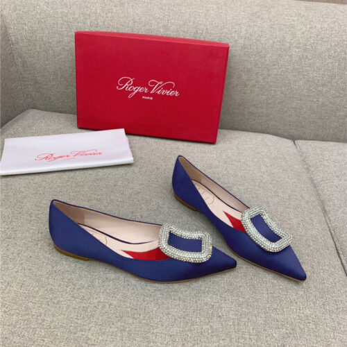 High Quality Luxury Roger Vivier Classic Diamond Buckle Silk Pumps – Style 09524