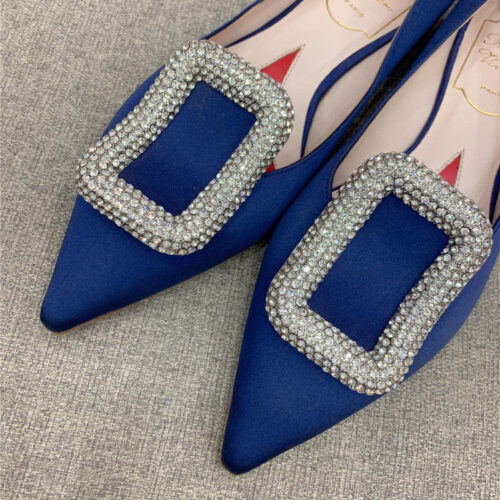 High Quality Luxury Roger Vivier Classic Diamond Buckle Silk Pumps – Style 09524 product detail