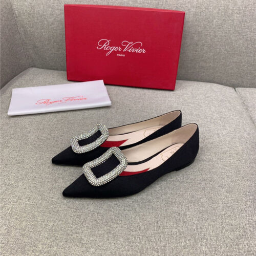 High Quality Luxury Roger Vivier Classic Diamond Buckle Silk Pumps – Style 07828 alternate view