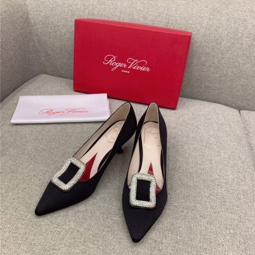 High Quality Luxury Roger Vivier Classic Diamond Buckle Silk Pumps – Style 07828 product detail