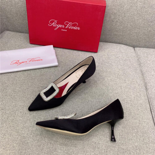 High Quality Luxury Roger Vivier Classic Diamond Buckle Silk Pumps – Style 07828 product detail