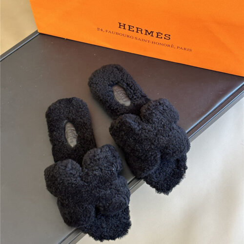 High Quality Luxury Hermes Fur Roll Cake Hair H Slippers – Style 61411