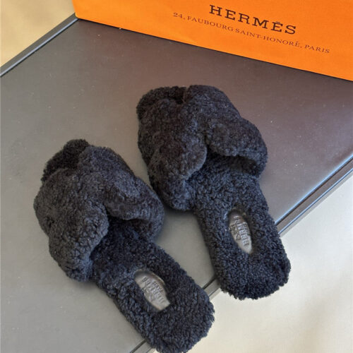 High Quality Luxury Hermes Fur Roll Cake Hair H Slippers – Style 61411 product detail