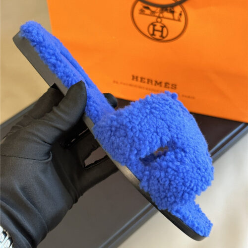 High Quality Luxury Hermes Fur Roll Cake Hair H Slippers – Style 95875 product detail
