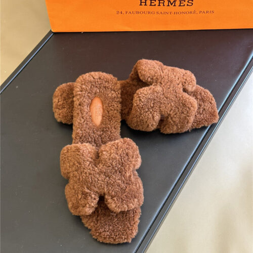 High Quality Luxury Hermes Fur Roll Cake Hair H Slippers – Style 59715 alternate view