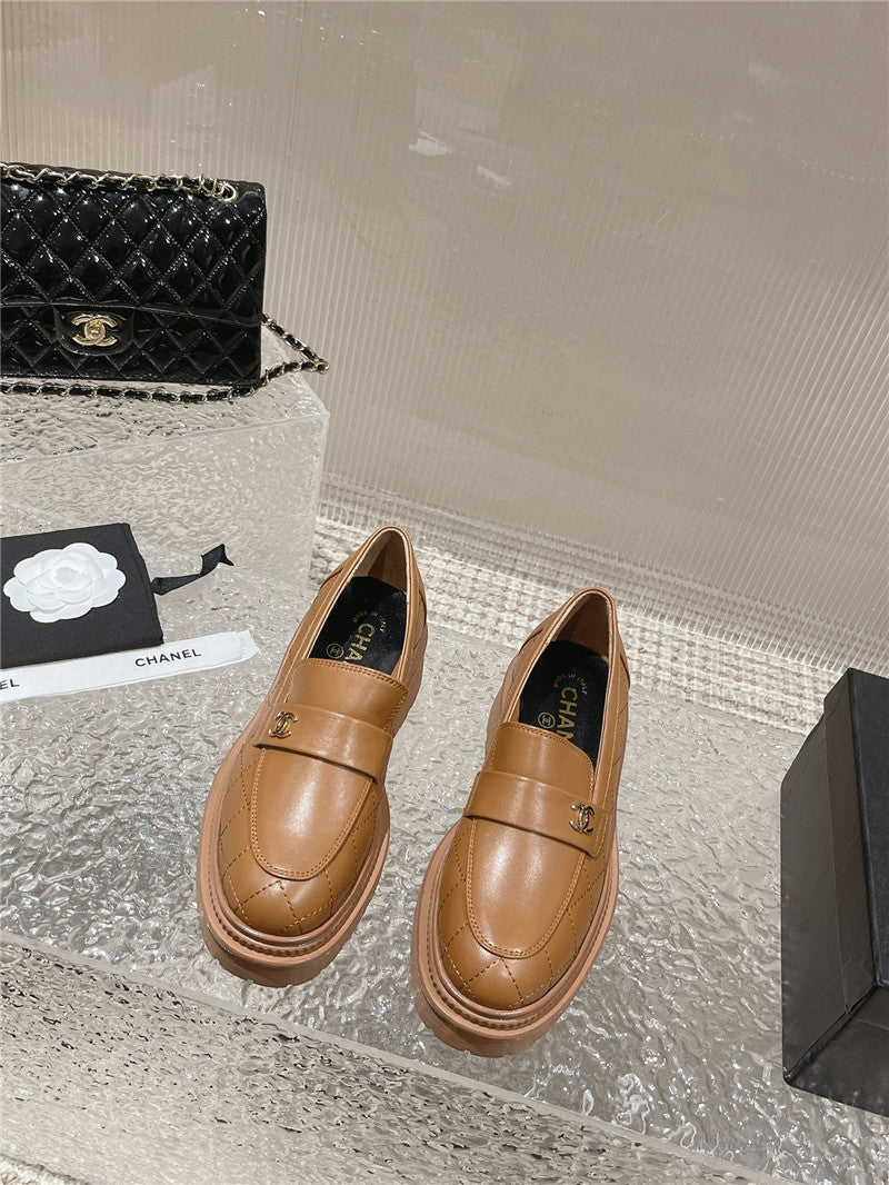 High Quality Luxury Chanel Calfskin Lozenge Shoes – Style 09158 product detail