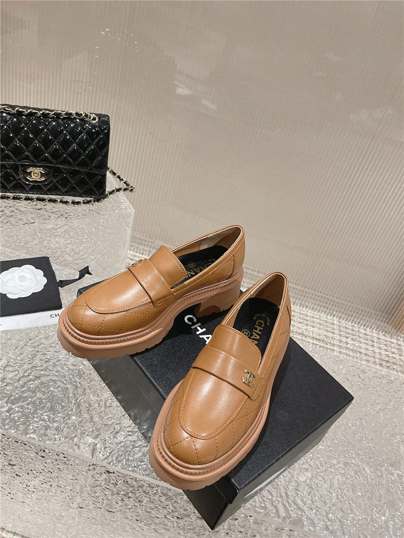 High Quality Luxury Chanel Calfskin Lozenge Shoes – Style 09158 product detail