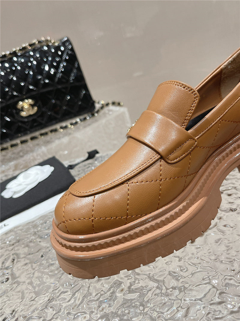 High Quality Luxury Chanel Calfskin Lozenge Shoes – Style 09158 product detail