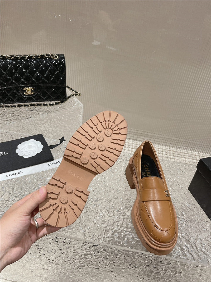 High Quality Luxury Chanel Calfskin Lozenge Shoes – Style 09158 product detail