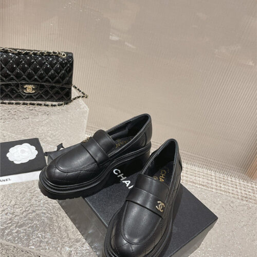 High Quality Luxury Chanel Calfskin Lozenge Shoes product detail