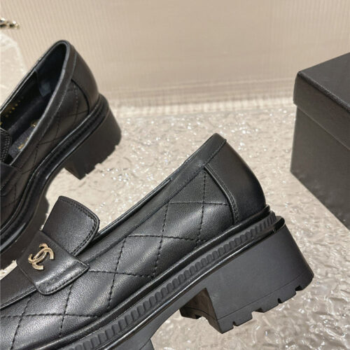 High Quality Luxury Chanel Calfskin Lozenge Shoes product detail