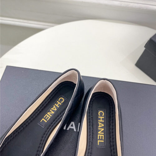 High Quality Luxury Chanel Counter Catwalk Style Ribbed Flat Shoes product detail