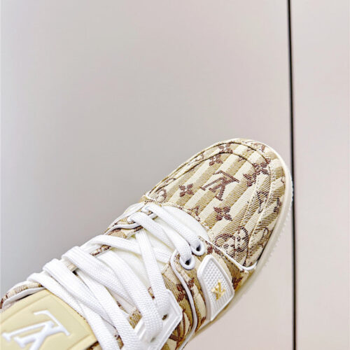 High Quality Luxury Louis Vuitton Retro Basketball Sneakers – Style 73219 product detail