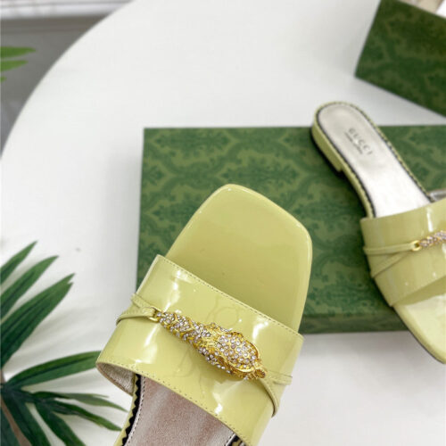 High Quality Luxury Gucci New Metal Snake Head Slippers – Style 24947 product detail