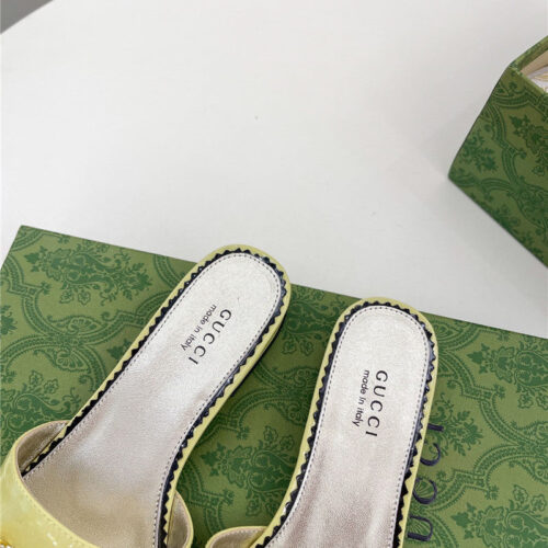 High Quality Luxury Gucci New Metal Snake Head Slippers – Style 24947 product detail